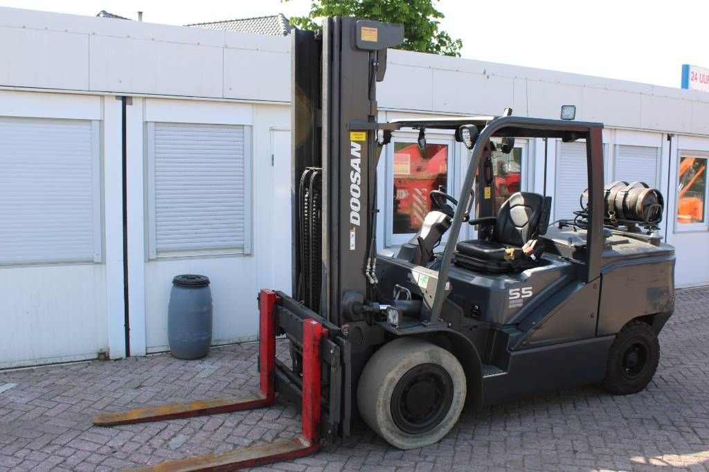 Frontstapler za tip Doosan G 55 C-7, Gebrauchtmaschine u Rucphen (Slika 1)