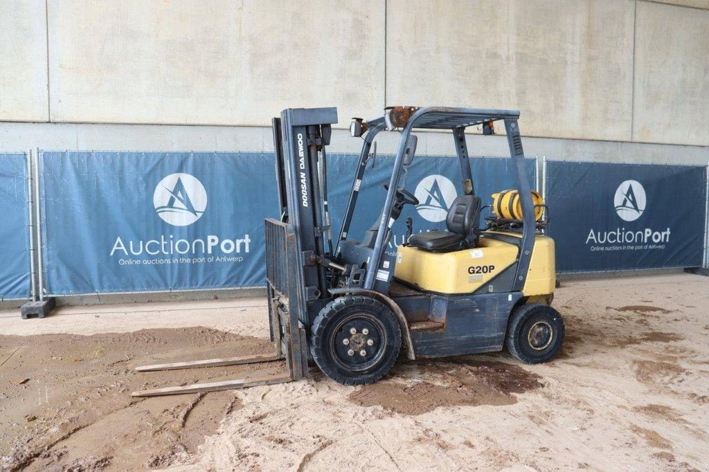 Frontstapler του τύπου Doosan G20P-3, Gebrauchtmaschine σε Antwerpen (Φωτογραφία 1)