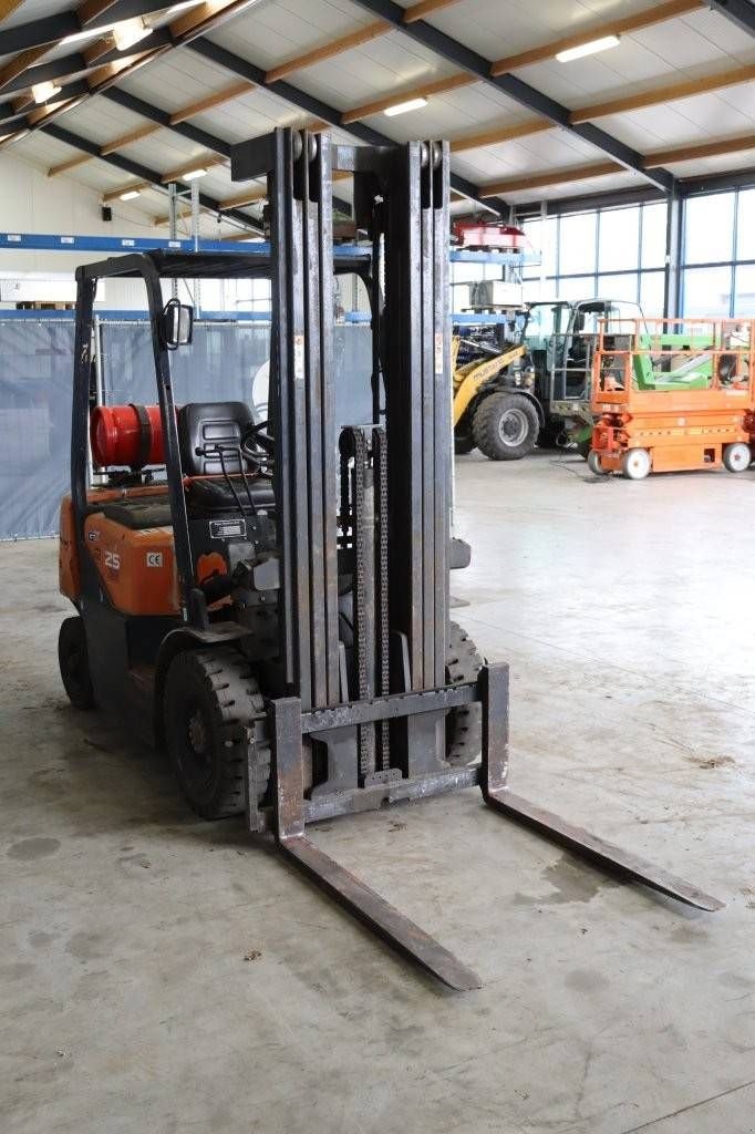 Frontstapler del tipo Doosan G25G-5, Gebrauchtmaschine en Antwerpen (Imagen 8)