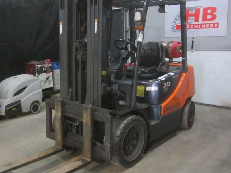 Doosan G30P-5, LPG, triplomast, side shift, bj 2015., Gebrauchtmaschine, Year of manuf.: 2015 (Picture 1) Frontstapler of the type Doosan G30P-5, LPG, triplomast, side shift, bj 2015., Gebrauchtmaschine in Tubbergen (Picture 1)