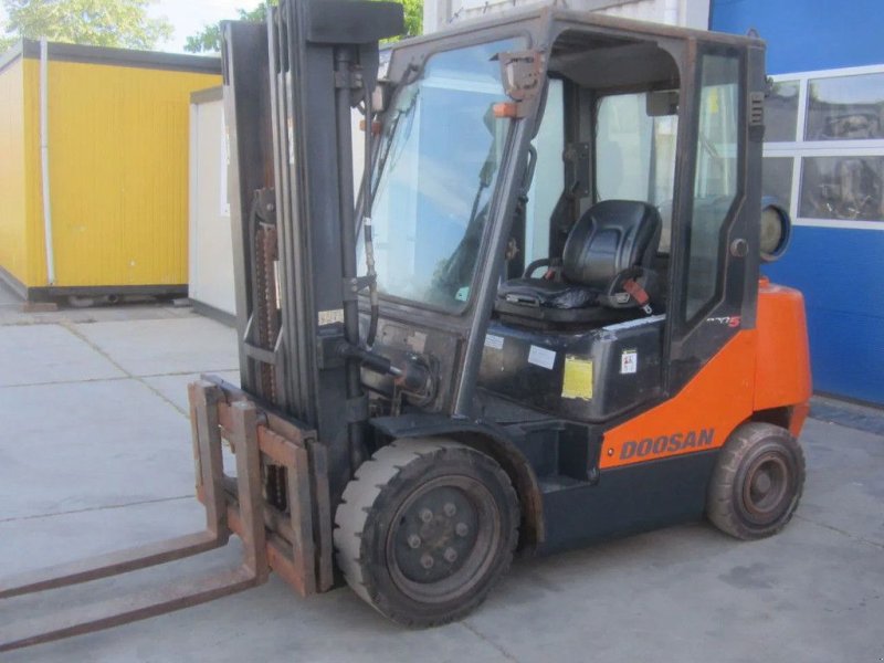 Frontstapler tip Doosan G35C Heftruck G35C-5, LPG, Triplomast, Side shift, met kenteken., Gebrauchtmaschine in Tubbergen (Poză 1)