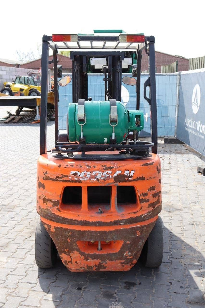 Frontstapler typu Doosan GX 25, Gebrauchtmaschine v Antwerpen (Obrázek 5)