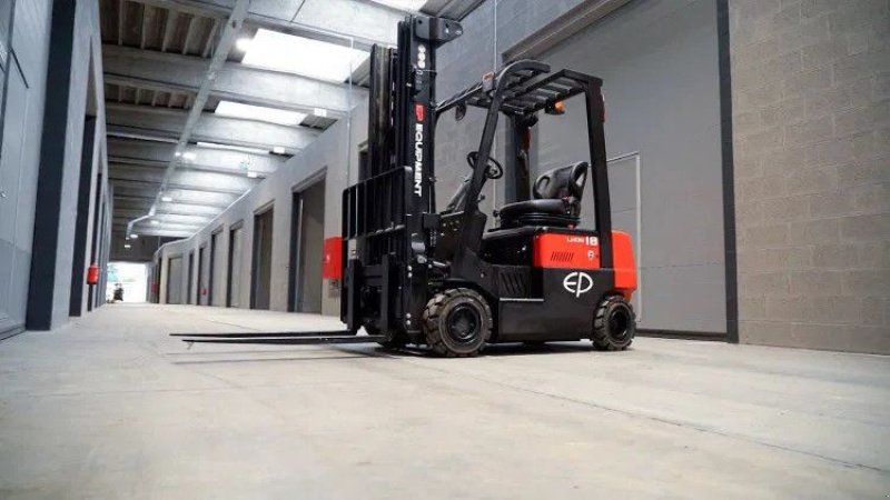 Frontstapler des Typs EP CPD18FVL elektrische heftruck (1.800 kg), Neumaschine in Andelst (Bild 1)