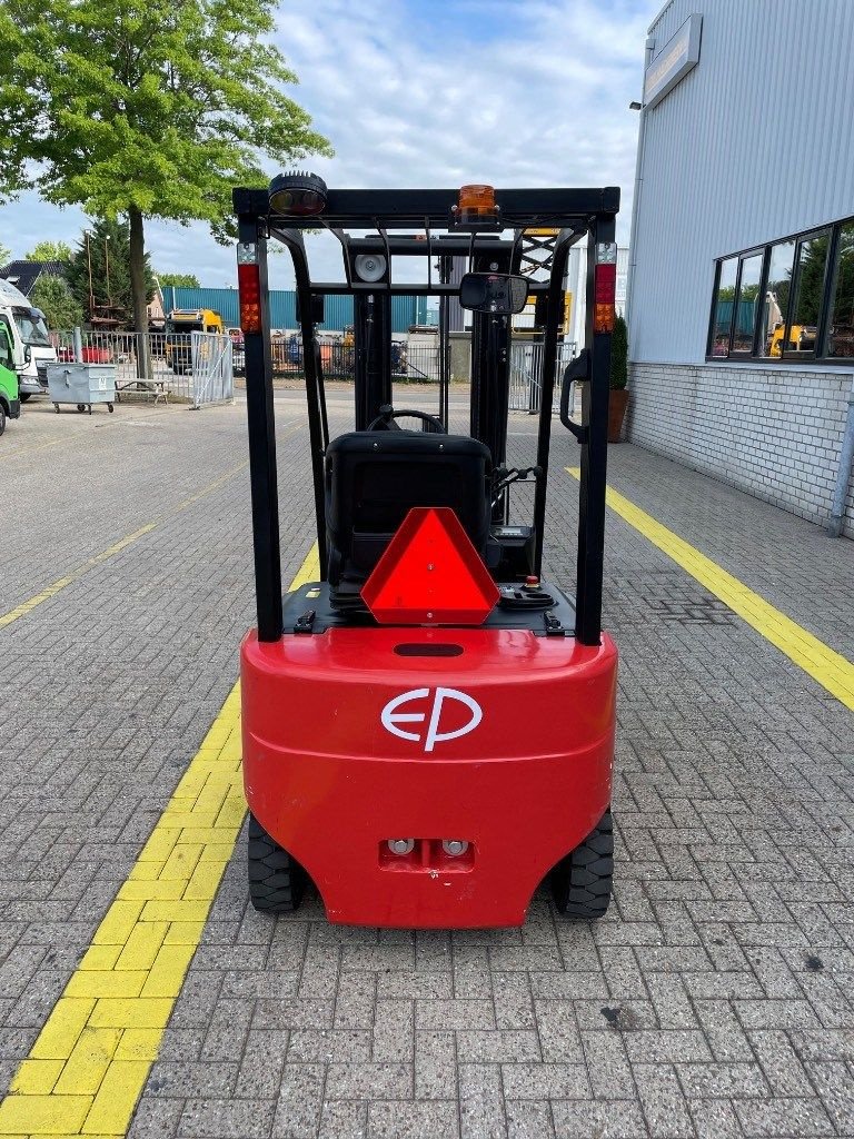 Frontstapler typu EP EFL 181, Gebrauchtmaschine v WIJCHEN (Obrázek 9)