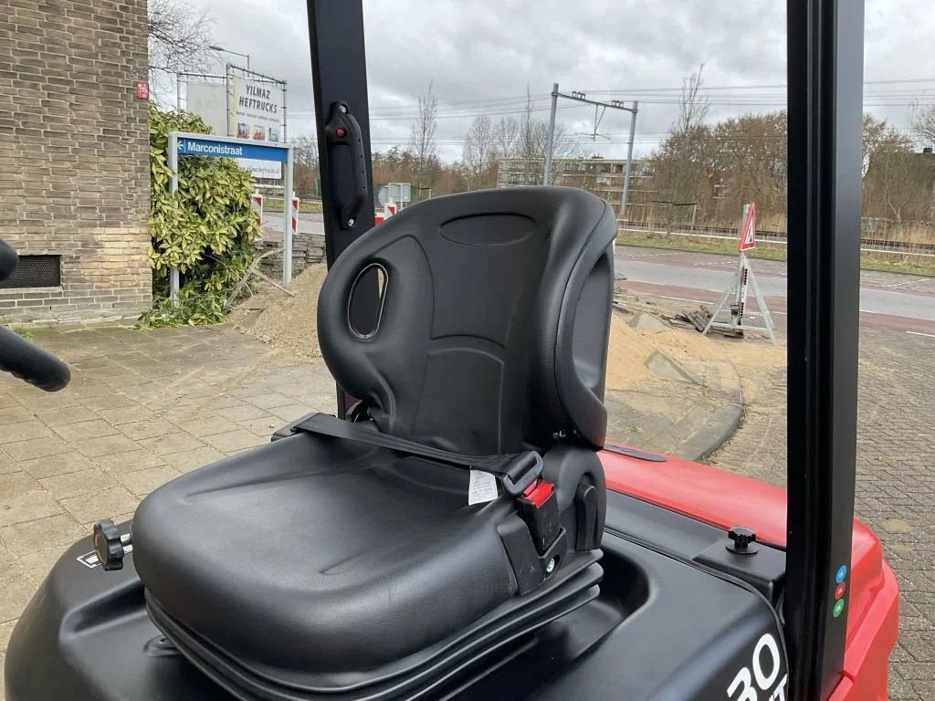 Frontstapler du type EP EFL 303 B 300KG 4.80METER HEFTRUCK, Gebrauchtmaschine en Vlaardingen (Photo 4)