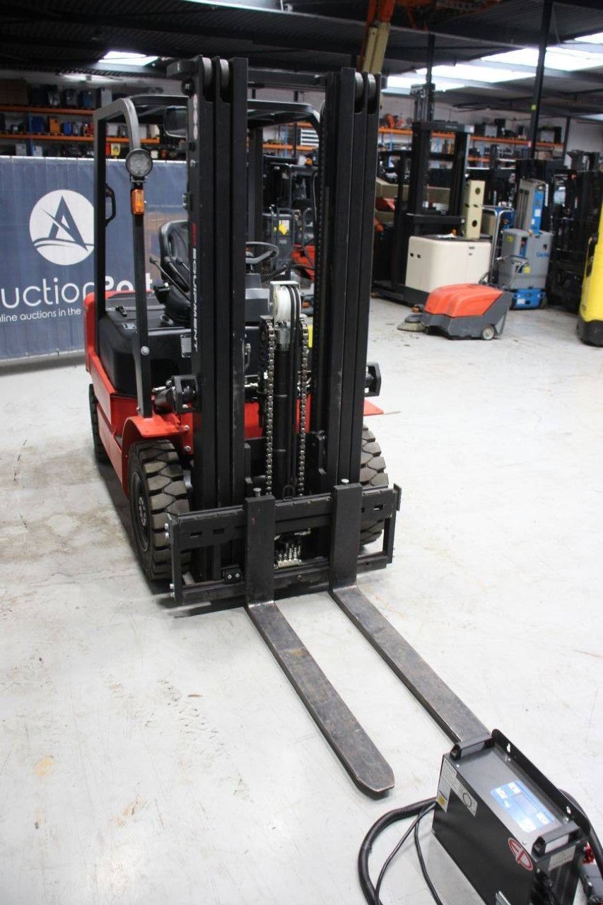 Frontstapler του τύπου EP EFL252, Gebrauchtmaschine σε Antwerpen (Φωτογραφία 7)