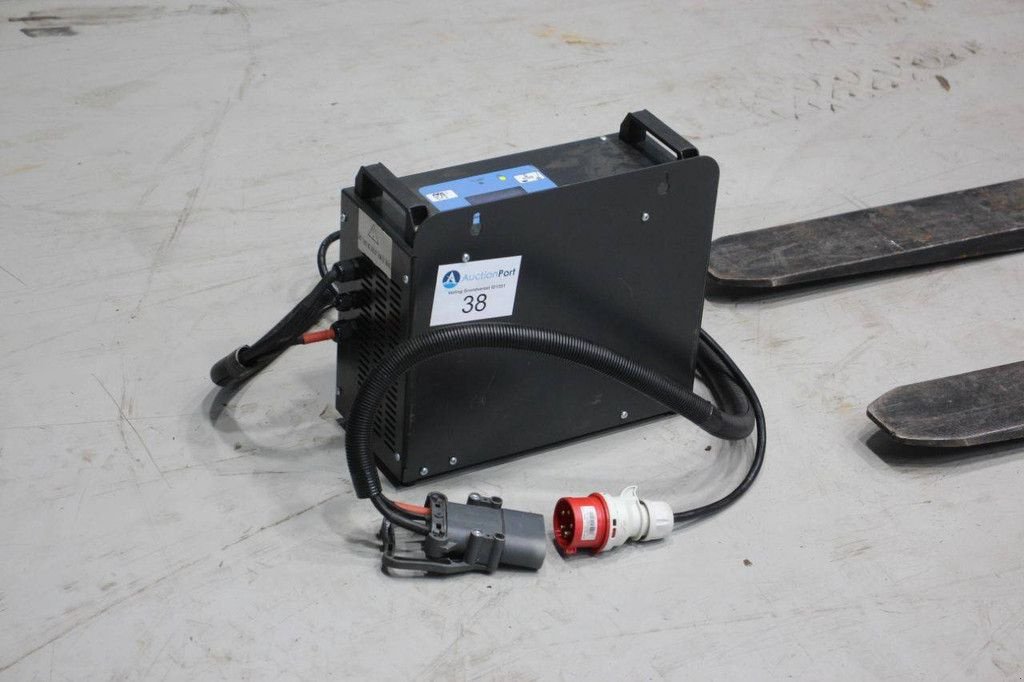 Frontstapler του τύπου EP EFL252, Gebrauchtmaschine σε Antwerpen (Φωτογραφία 10)