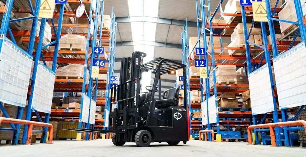 Frontstapler of the type EP EFS151 1500KG 4.50METER COMPACTE HEFTRUCK, Neumaschine in Vlaardingen (Picture 3)