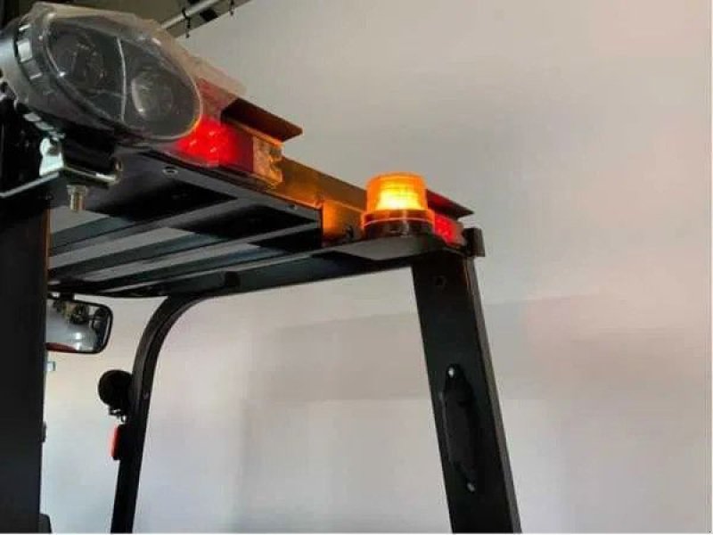 Frontstapler типа EP Vorkheftruck EFL-352 LI-ION, Neumaschine в Andelst (Фотография 10)