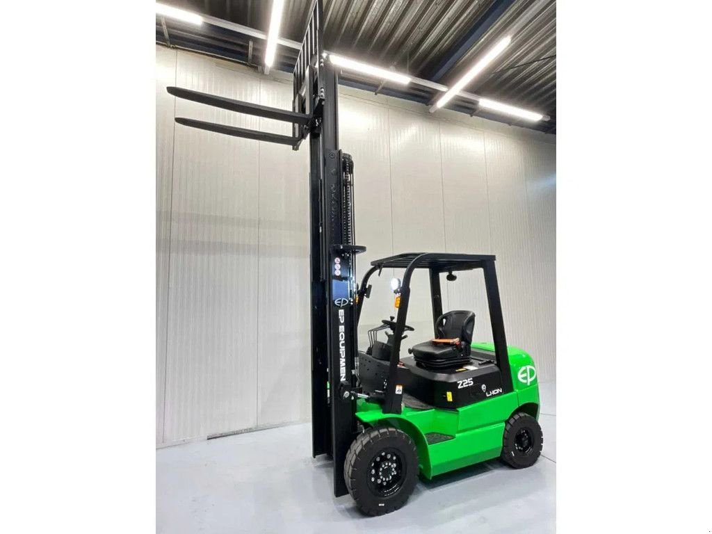 Frontstapler des Typs EP Vorkheftruck EFXZ-251, Neumaschine in Andelst (Bild 4)