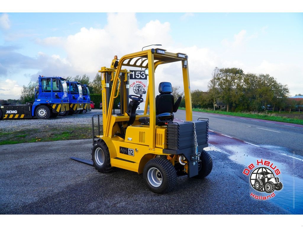 Frontstapler of the type Eurotrac AGRI-12, Neumaschine in MIJNSHEERENLAND (Picture 4)