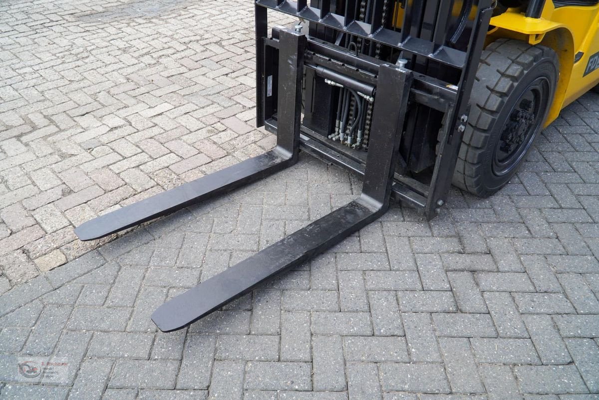 Frontstapler del tipo Eurotrac Eurotrac FD30-II, Neumaschine In Dimbach (Immagine 15)