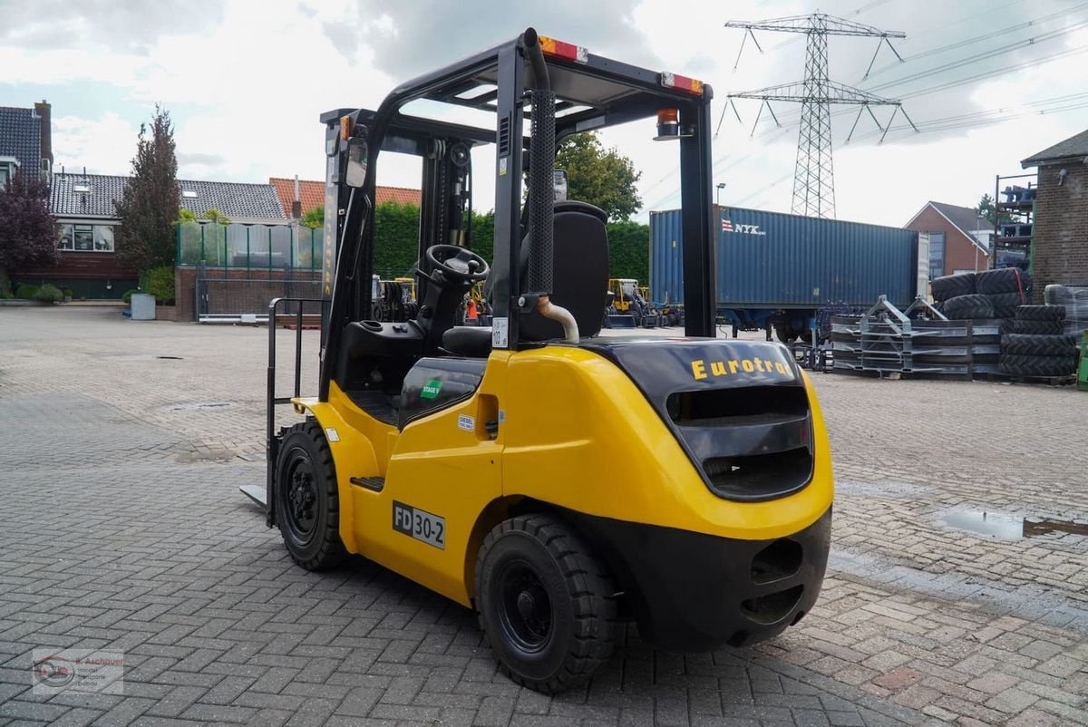 Frontstapler del tipo Eurotrac Eurotrac FD30-II, Neumaschine In Dimbach (Immagine 4)