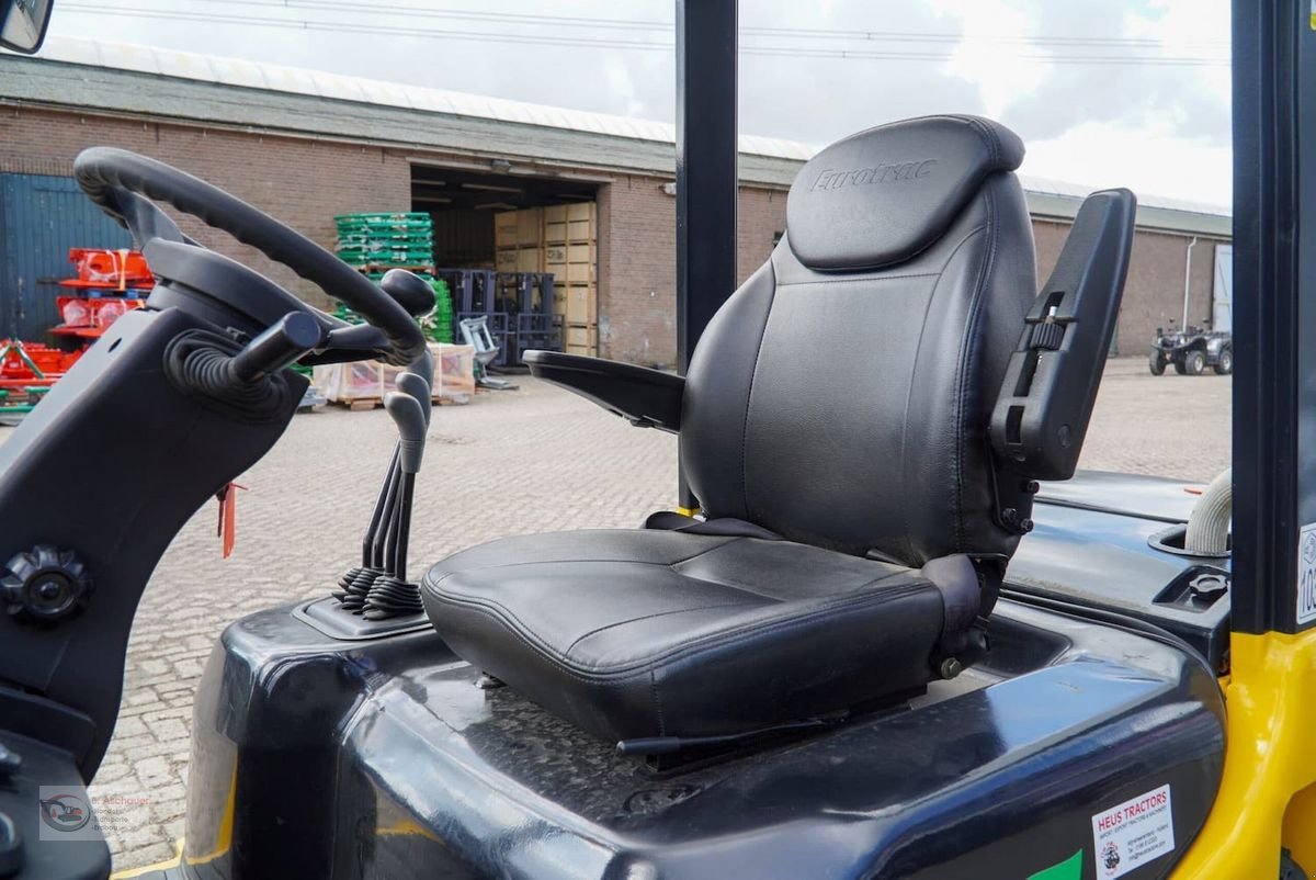 Frontstapler del tipo Eurotrac Eurotrac FD30-II, Neumaschine In Dimbach (Immagine 12)