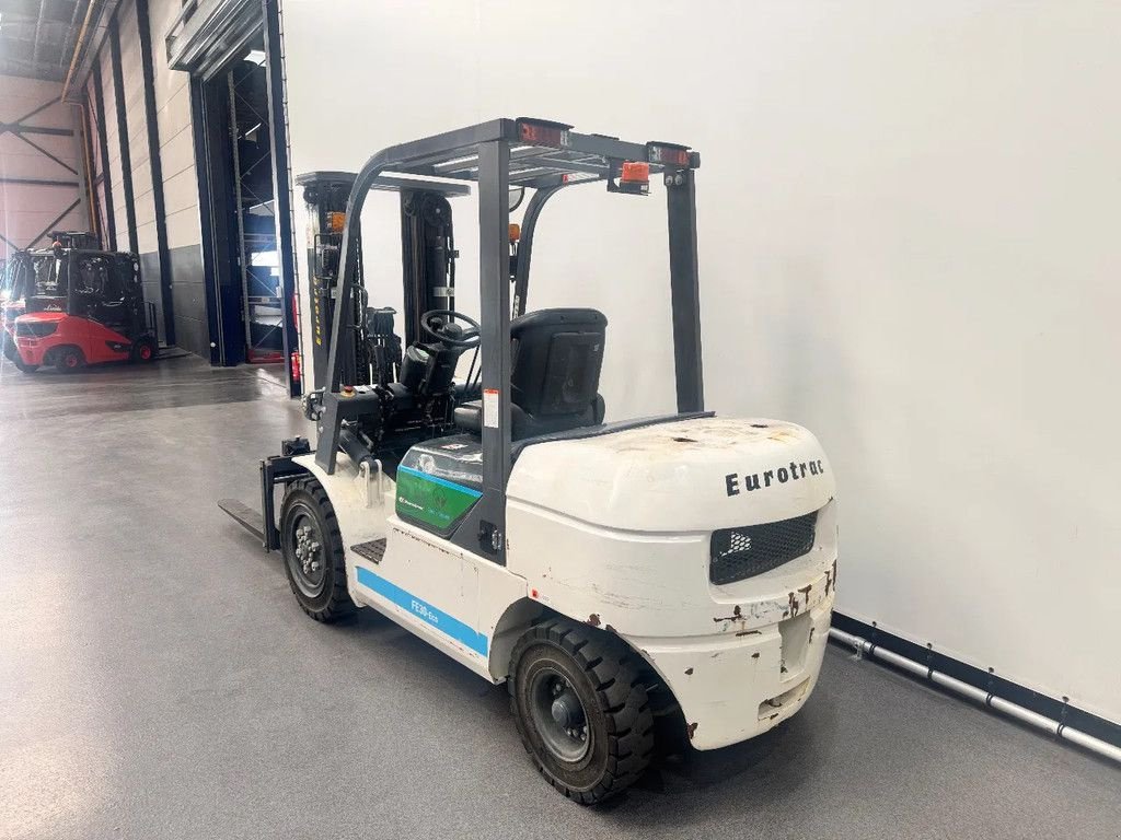 Frontstapler of the type Eurotrac FB30, Gebrauchtmaschine in Culemborg (Picture 7)