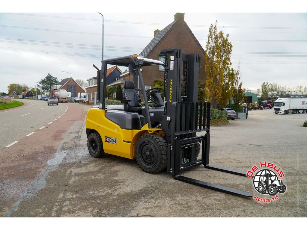 Frontstapler des Typs Eurotrac FD30-1, Neumaschine in MIJNSHEERENLAND (Bild 4)