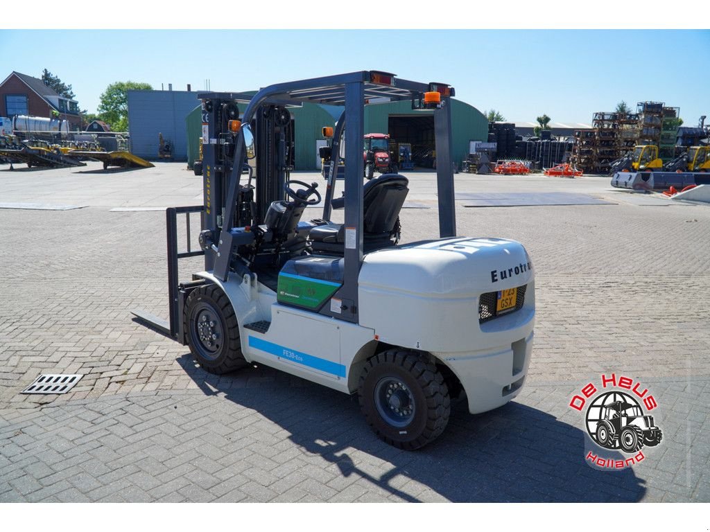 Frontstapler des Typs Eurotrac FE30-ECO+, Neumaschine in MIJNSHEERENLAND (Bild 5)