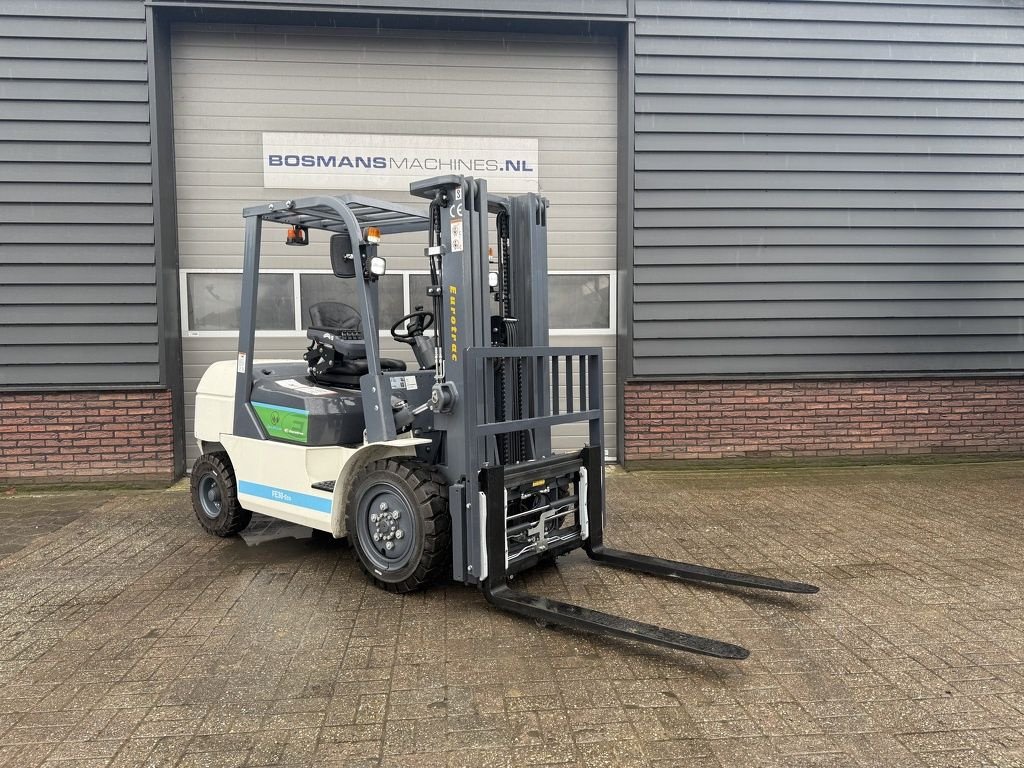 Frontstapler del tipo Eurotrac FE30 ECO heftruck NIEUW met vorkenverspreider, Neumaschine en Neer (Imagen 3)