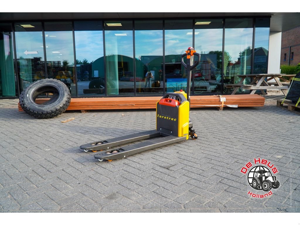 Frontstapler des Typs Eurotrac PT20 (CBD20), Neumaschine in MIJNSHEERENLAND (Bild 4)