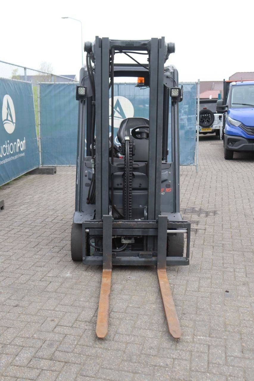 Frontstapler typu Fenwick E 16 Evo, Gebrauchtmaschine w Antwerpen (Zdjęcie 9)