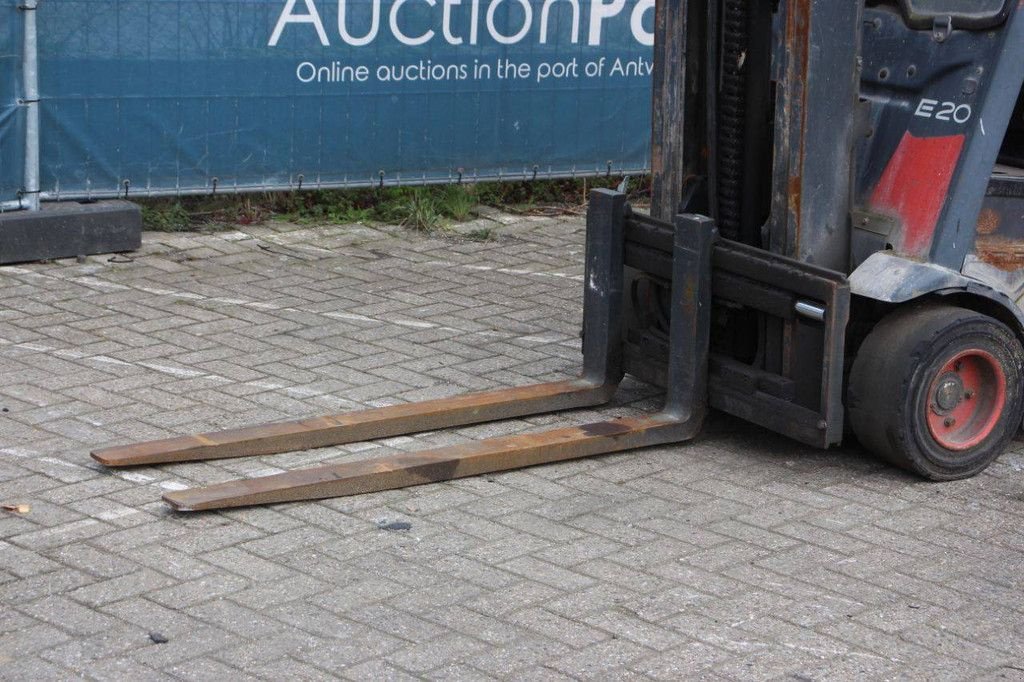 Frontstapler del tipo Fenwick E20PH-01, Gebrauchtmaschine In Antwerpen (Immagine 10)