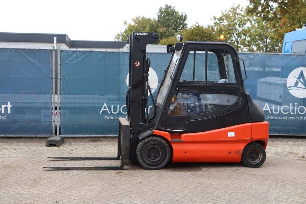 Frontstapler typu Fenwick E30/02, Gebrauchtmaschine w Antwerpen (Zdjęcie 1)