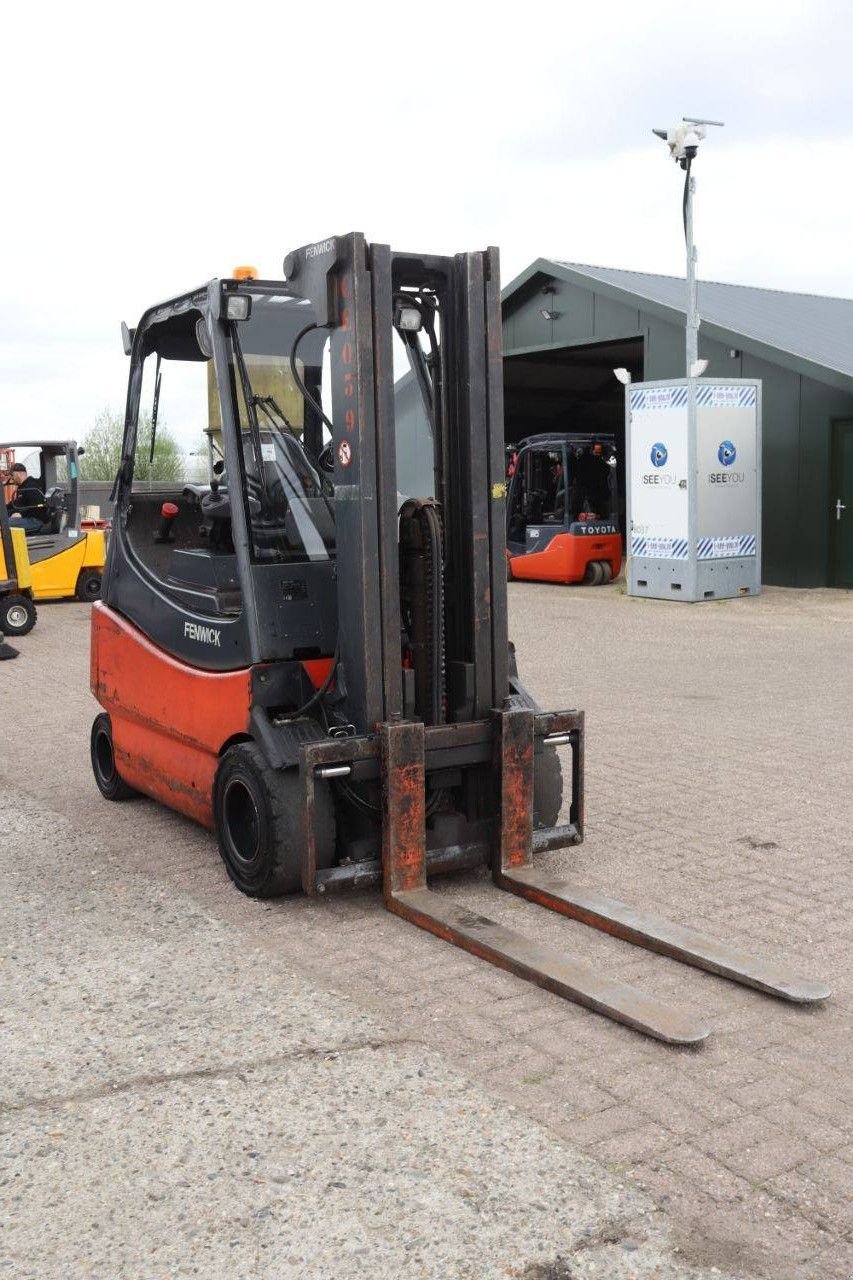 Frontstapler του τύπου Fenwick E30-03/600, Gebrauchtmaschine σε Antwerpen (Φωτογραφία 8)