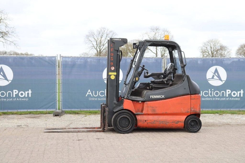 Frontstapler του τύπου Fenwick E30-03/600, Gebrauchtmaschine σε Antwerpen (Φωτογραφία 1)