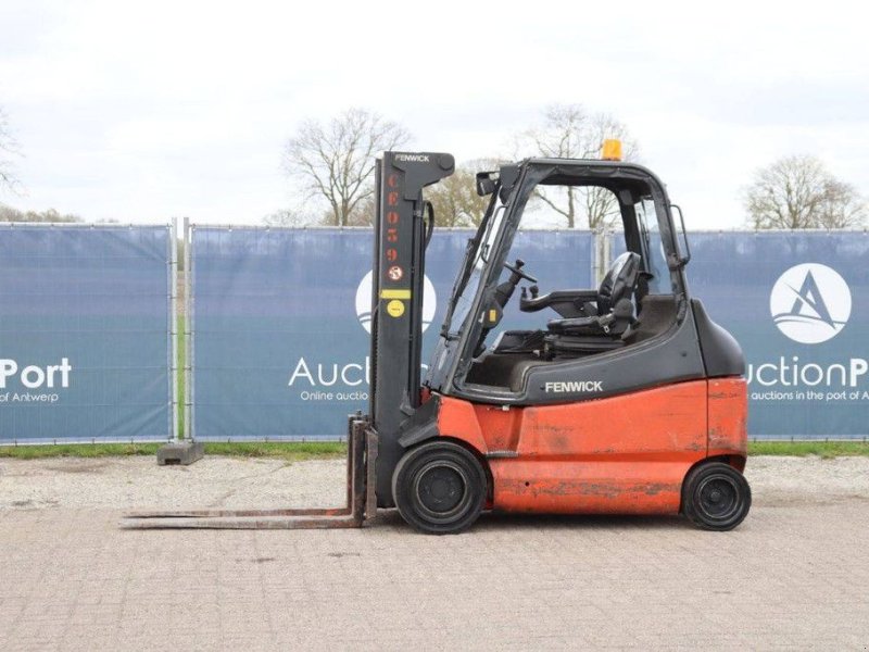 Frontstapler του τύπου Fenwick E30-03/600, Gebrauchtmaschine σε Antwerpen (Φωτογραφία 1)