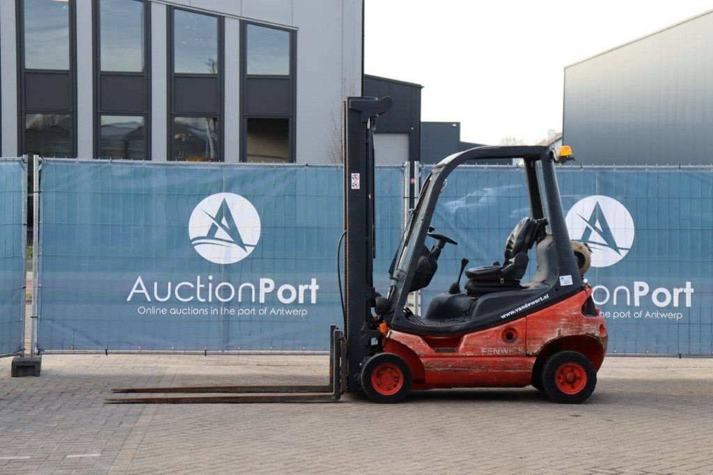 Frontstapler of the type Fenwick H16T-03, Gebrauchtmaschine in Antwerpen (Picture 1)