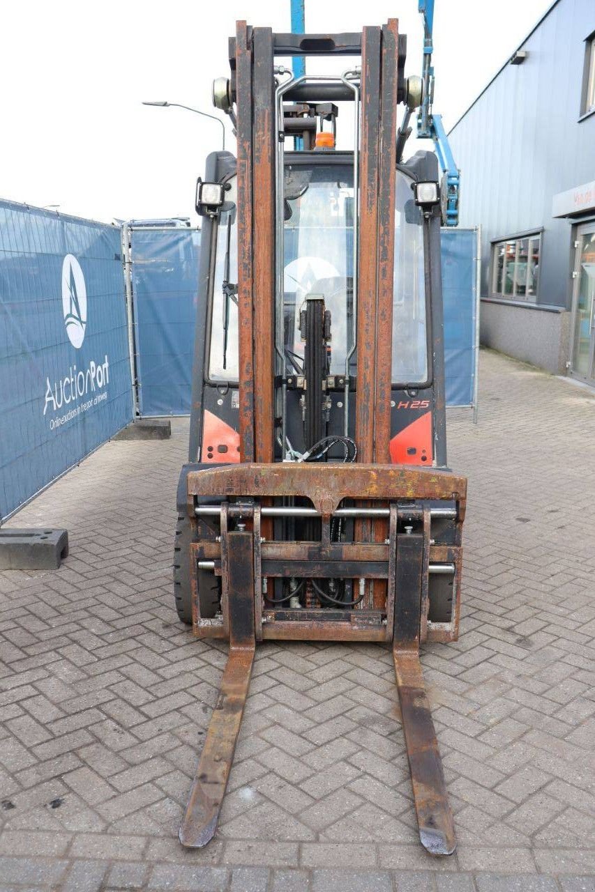 Frontstapler des Typs Fenwick H25T-02, Gebrauchtmaschine in Antwerpen (Bild 10)