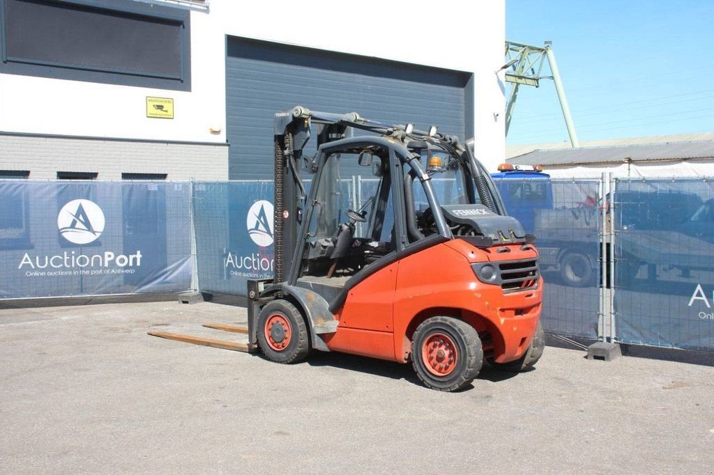 Frontstapler typu Fenwick H40T, Gebrauchtmaschine v Antwerpen (Obrázok 3)