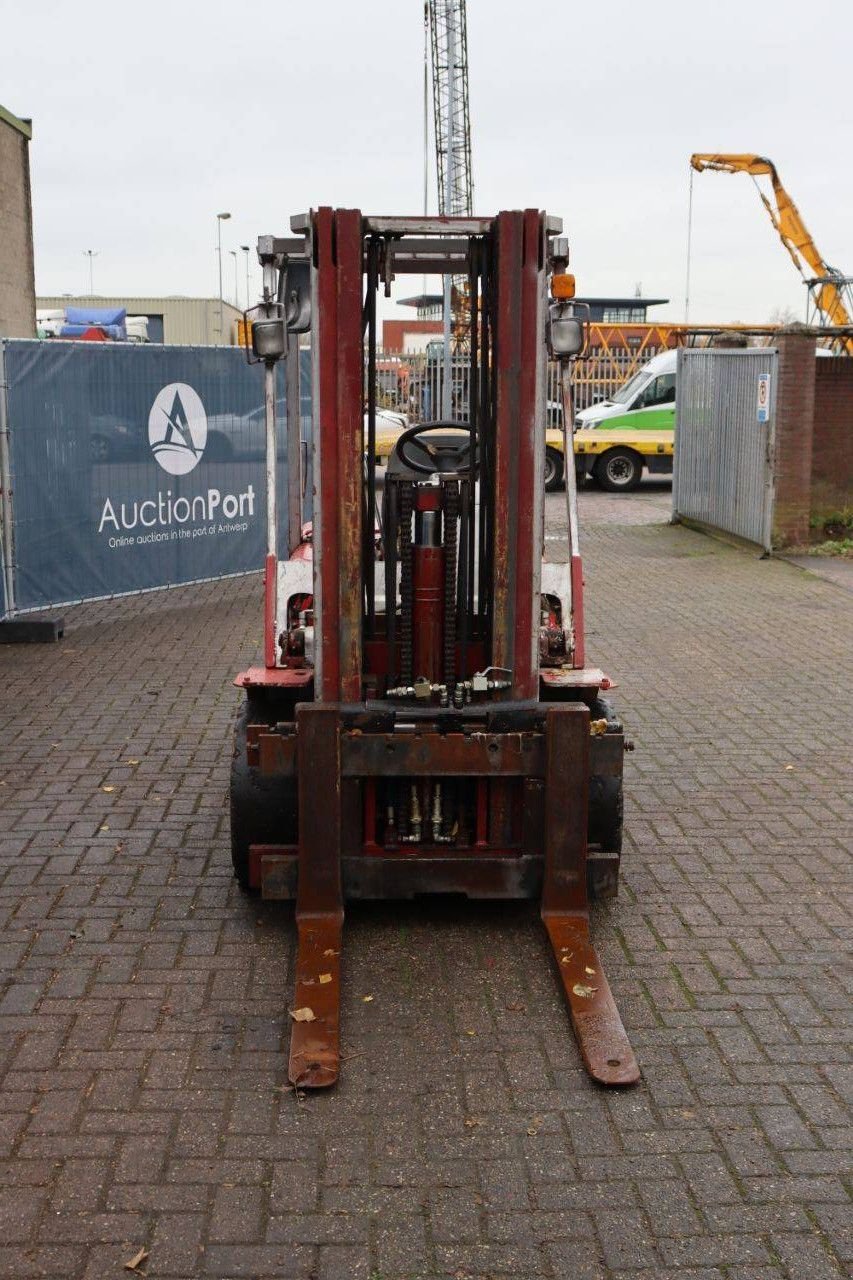 Frontstapler tip Halla HDF30, Gebrauchtmaschine in Antwerpen (Poză 9)