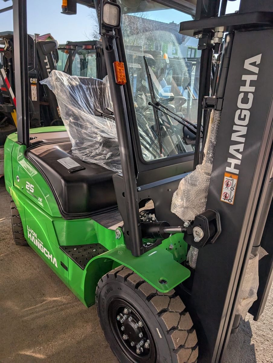 Frontstapler a típus Hangcha CPD25, Vorführmaschine ekkor: Harmannsdorf-Rückersdorf (Kép 8)