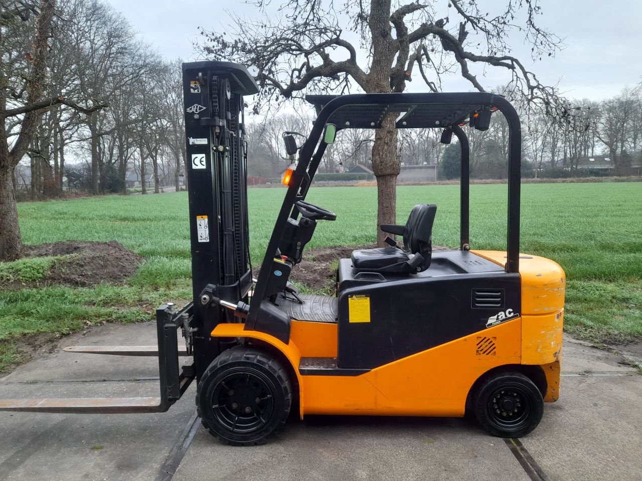 Frontstapler des Typs Hangcha CPD35J, Gebrauchtmaschine in Veenendaal (Bild 2)