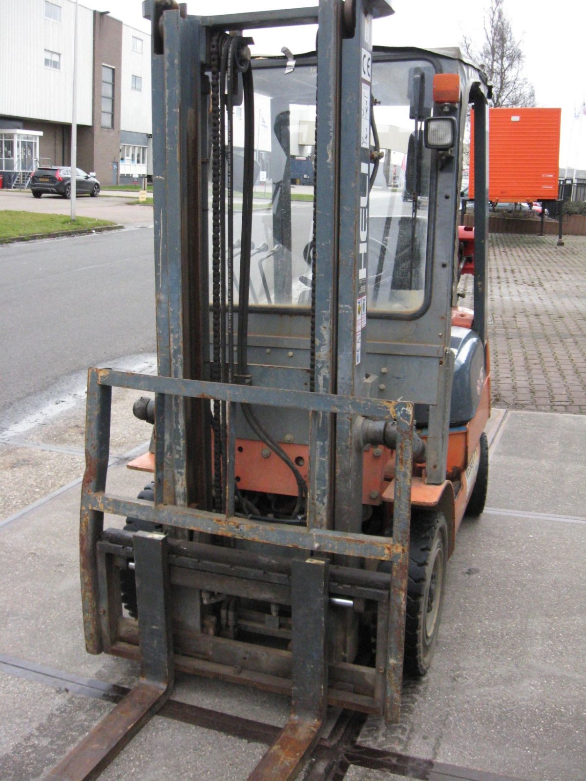 Frontstapler du type Heli -, Gebrauchtmaschine en Oldenzaal (Photo 2)