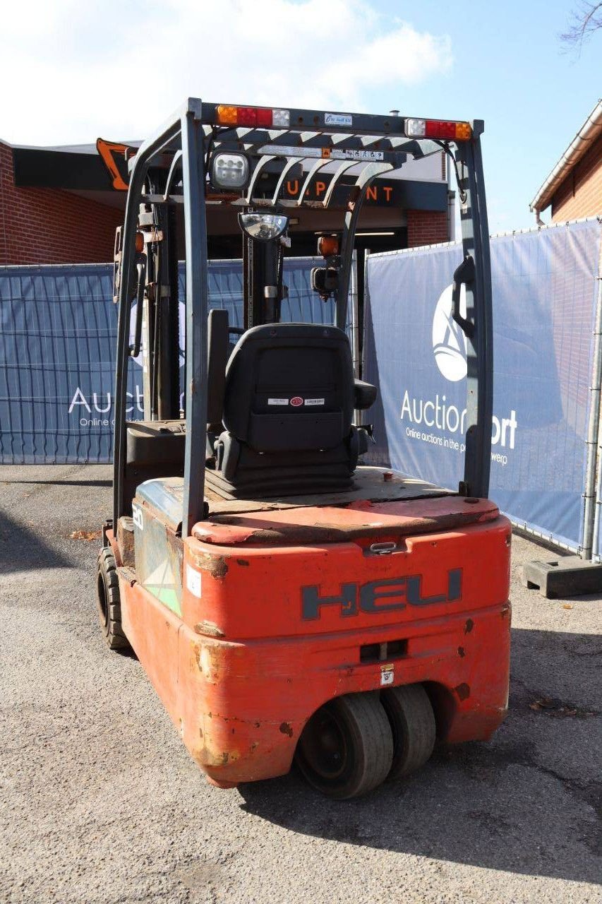 Frontstapler от тип Heli CPD20SQ, Gebrauchtmaschine в Antwerpen (Снимка 4)