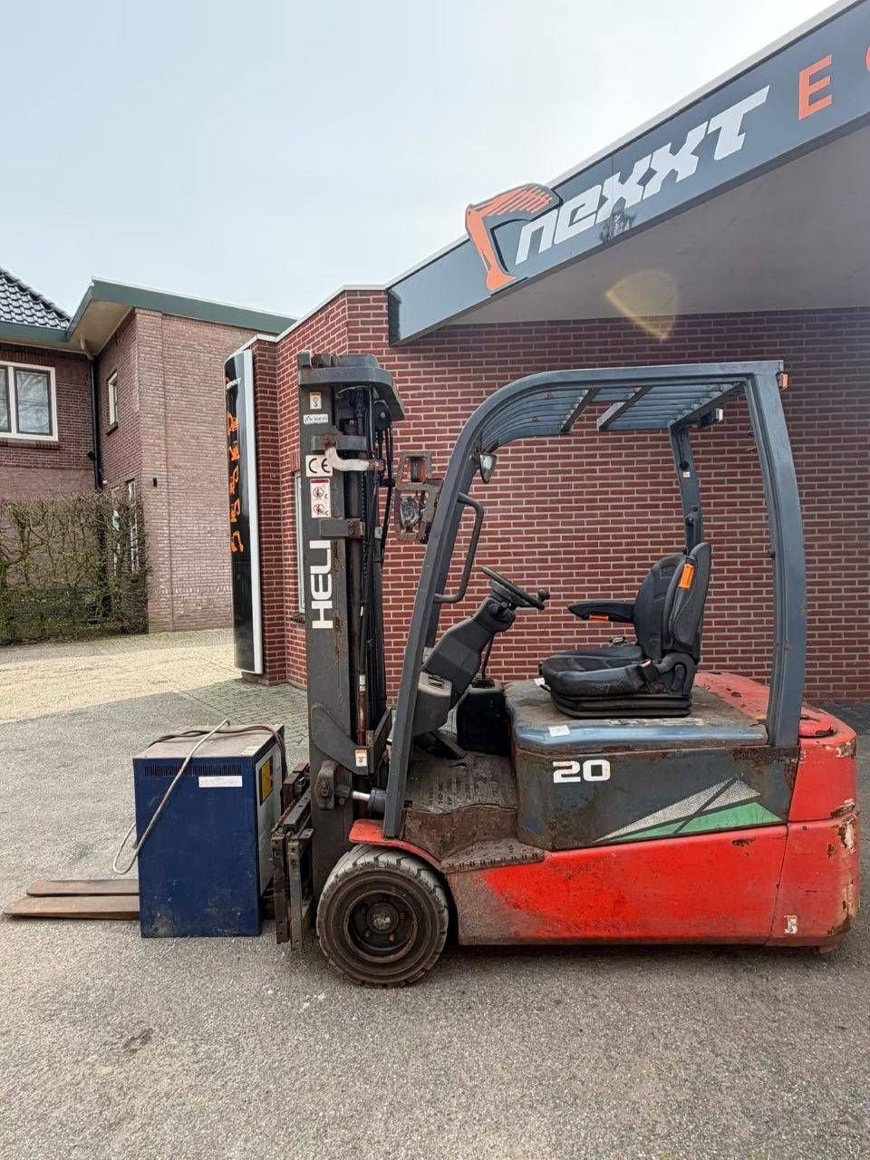 Frontstapler of the type Heli CPD20SQ, Gebrauchtmaschine in Antwerpen (Picture 3)