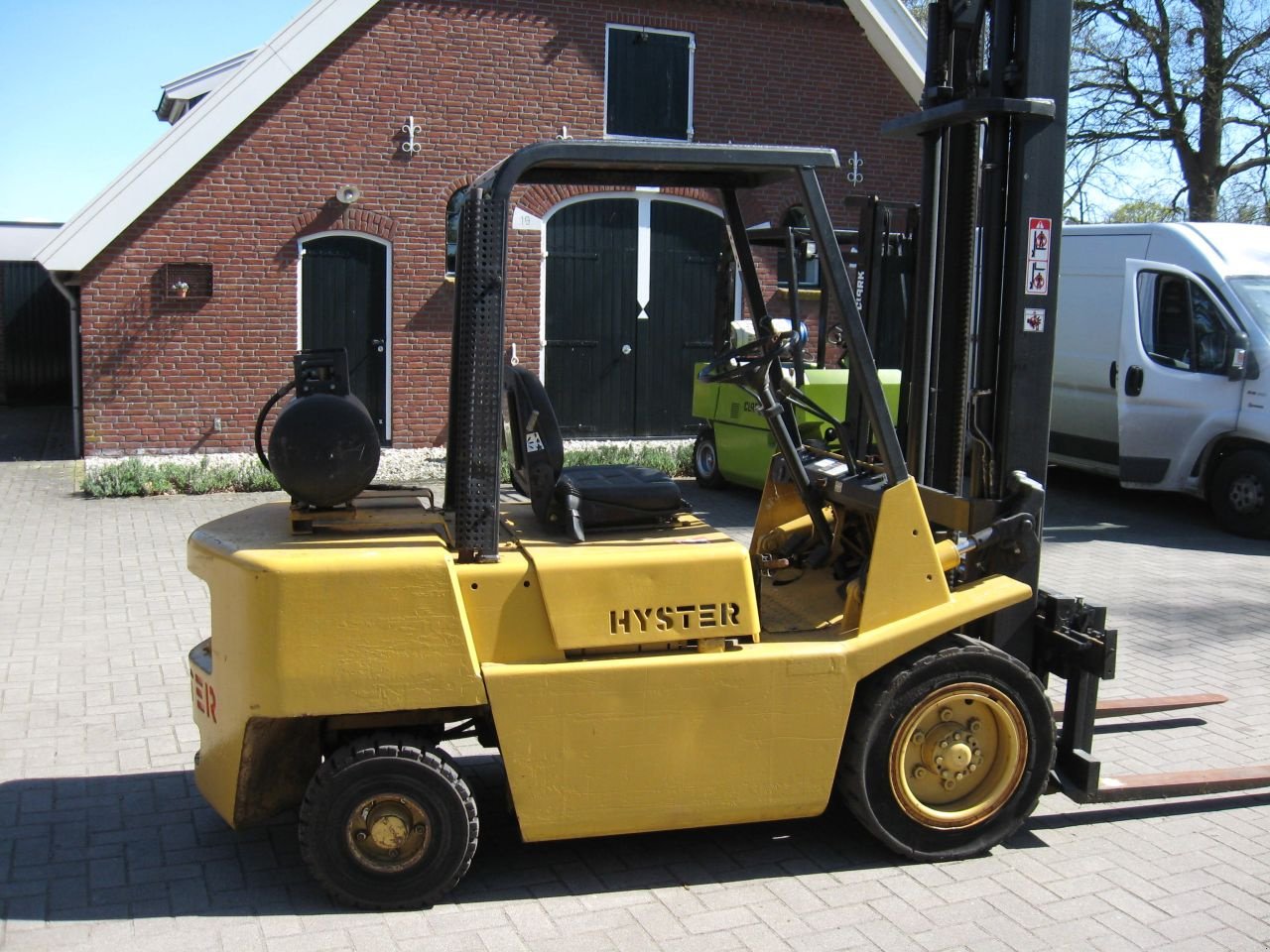 Frontstapler des Typs Hyster -, Gebrauchtmaschine in Oldenzaal (Bild 3)