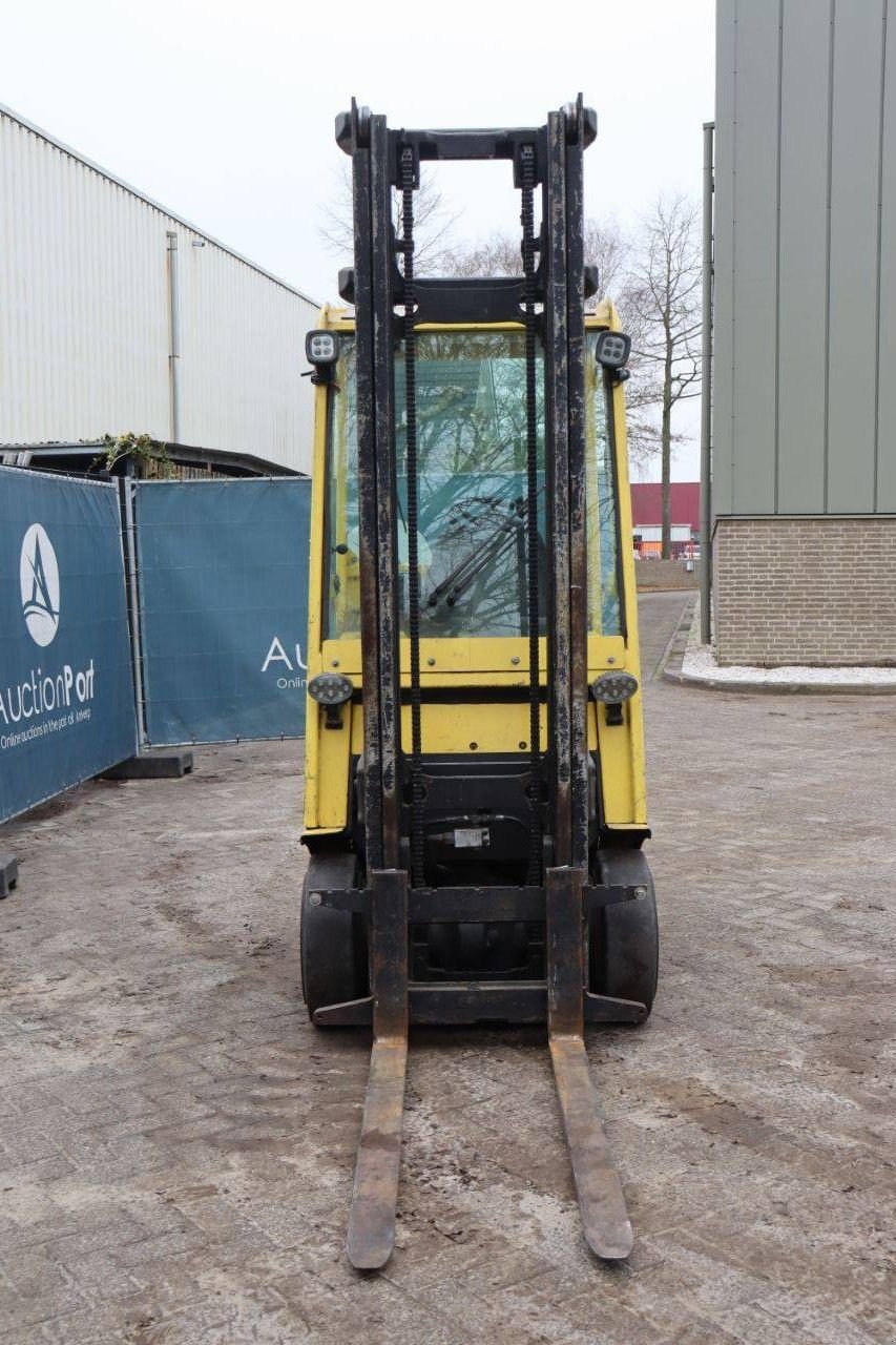 Frontstapler tip Hyster E2.50XM-700, Gebrauchtmaschine in Antwerpen (Poză 9)