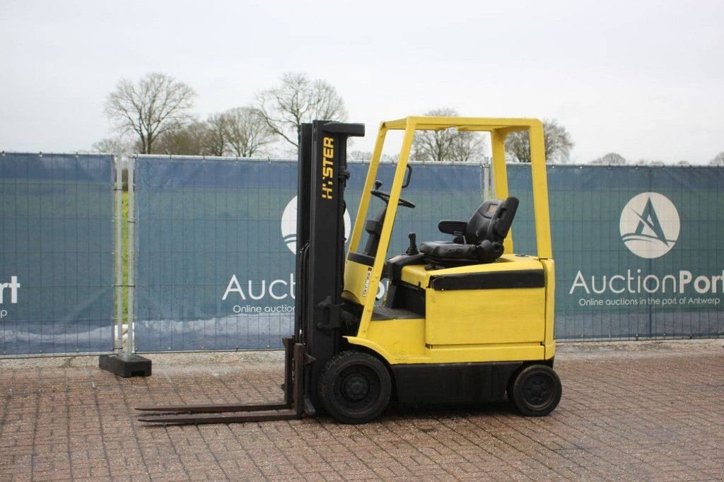 Frontstapler of the type Hyster E2.50XM-847, Gebrauchtmaschine in Antwerpen (Picture 1)