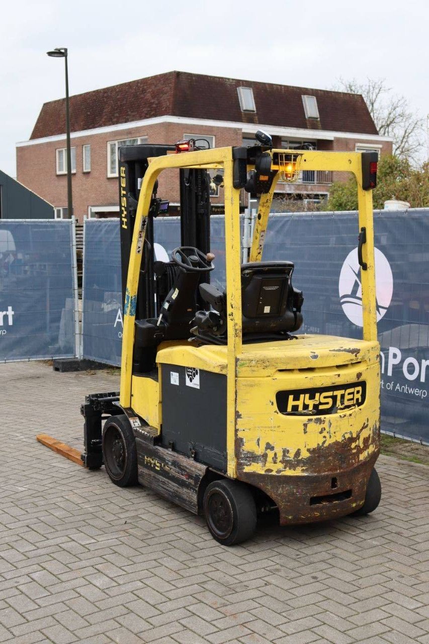 Frontstapler типа Hyster E2.5XN MWB, Gebrauchtmaschine в Antwerpen (Фотография 4)