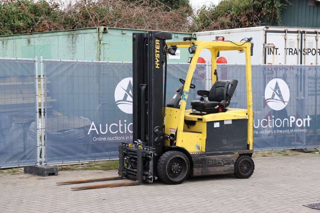 Frontstapler del tipo Hyster E2.5XN MWB, Gebrauchtmaschine In Antwerpen (Immagine 10)