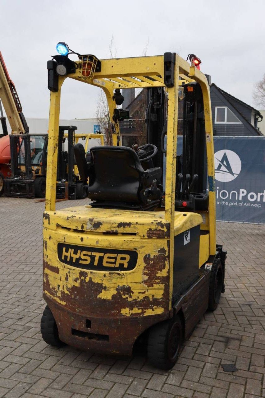 Frontstapler del tipo Hyster E2.5XN MWB, Gebrauchtmaschine In Antwerpen (Immagine 7)