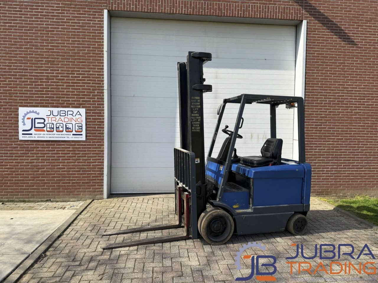 Frontstapler du type Hyster E3.00XM, Gebrauchtmaschine en Buggenum (Photo 1)