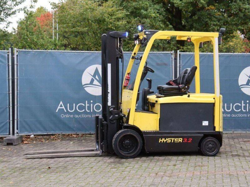 Frontstapler от тип Hyster E3.2XN, Gebrauchtmaschine в Antwerpen (Снимка 1)