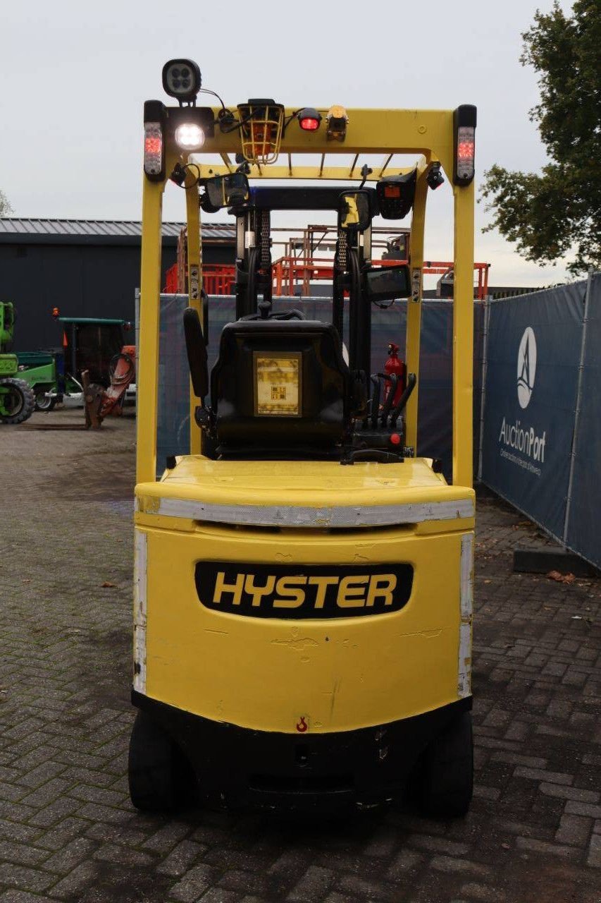 Frontstapler of the type Hyster E3.2XN, Gebrauchtmaschine in Antwerpen (Picture 5)