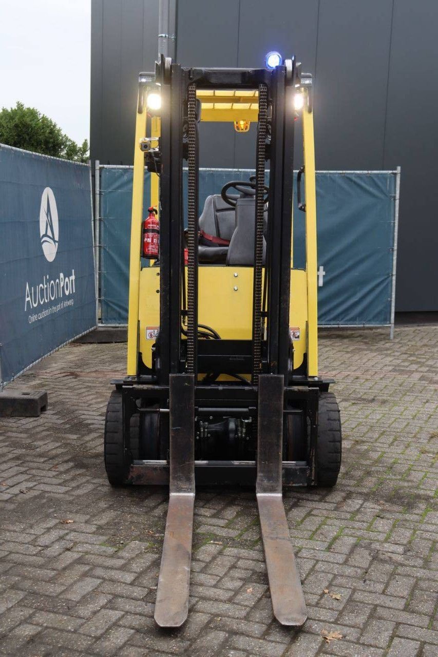 Frontstapler of the type Hyster E3.2XN, Gebrauchtmaschine in Antwerpen (Picture 9)