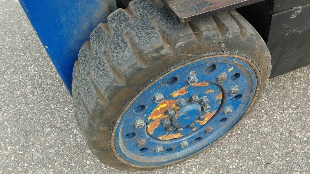 Frontstapler des Typs Hyster E70B, Gebrauchtmaschine in Mijdrecht (Bild 11)