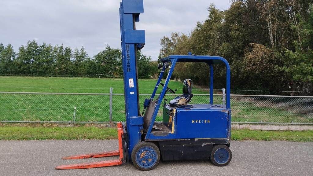 Frontstapler des Typs Hyster E70B, Gebrauchtmaschine in Mijdrecht (Bild 1)